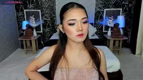 Snapshot of amethyst_claire chatting on 16, 9, 2025 Claire online show from 16, 9, 2025