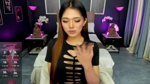 Snapshot of amethyst_claire chatting on 6, 6, 2026 Claire online show from 6, 6, 2026