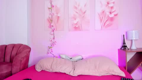 Snapshot of amiiclark chatting on 18, 2, 2026 AmiiClark online show from 18, 2, 2026