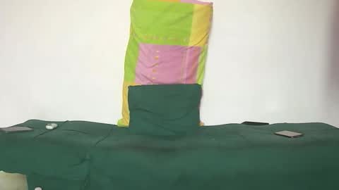 Snapshot of amir_elaraby chatting on 13, 11, 2025 Amir online show from 13, 11, 2025