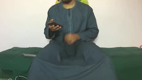 Snapshot of amir_elaraby chatting on 25, 11, 2025 Amir online show from 25, 11, 2025