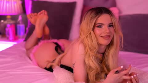 amiralovely online show from 8, 7, 2026