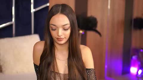 Snapshot of amiraveyl chatting on 16, 9, 2025 Amiraveyl online show from 16, 9, 2025