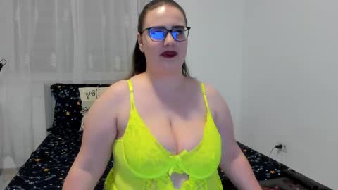 Amira Vyxen online show from 28, 2, 2026
