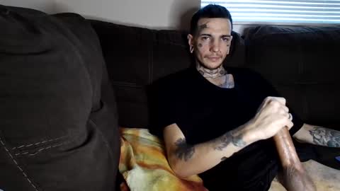 Snapshot of amiri_sweater chatting on 6, 3, 2025 amiri_sweater online show from 6, 3, 2025