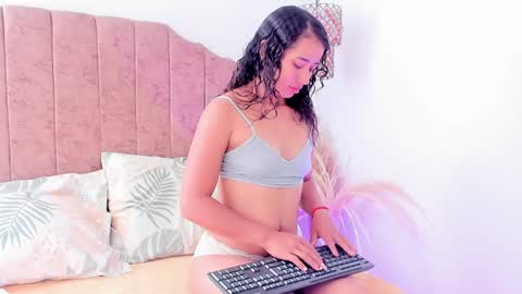 Ammy Nova online show from 11, 1, 2025