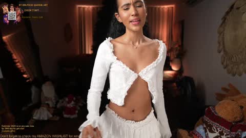 Snapshot of amnie_ chatting on 4, 12, 2024 RETURN 30TH 100 explicit on online show from 4, 12, 2024