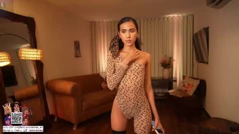 Snapshot of amnie_ chatting on 8, 3, 2025 RETURN 30TH 100 explicit on online show from 8, 3, 2025