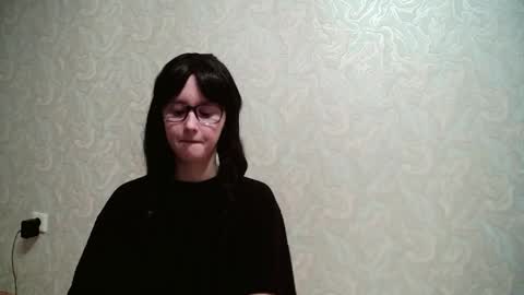 Amomira honeyx online show from 1, 12, 2025