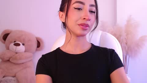 Sophi online show from 18, 10, 2025