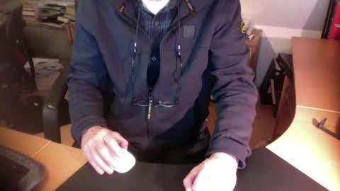 Amor2200 online show from 4, 12, 2024