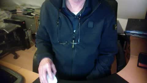 Amor2200 online show from 20, 1, 2025