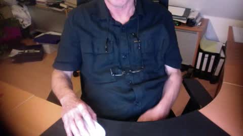 Amor2200 online show from 28, 9, 2025