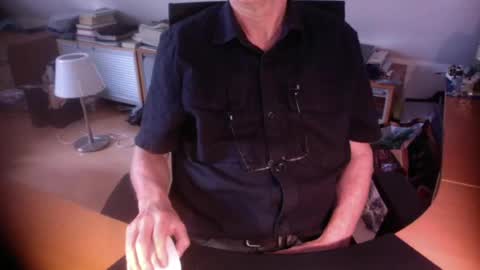Snapshot of amor2200 chatting on 15, 6, 2026 Amor2200 online show from 15, 6, 2026