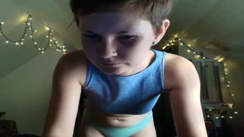 Snapshot of amoramystic chatting on 13, 11, 2025 Amora Mystic online show from 13, 11, 2025