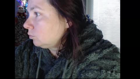 Snapshot of amorelara chatting on 12, 10, 2025 amorelara online show from 12, 10, 2025