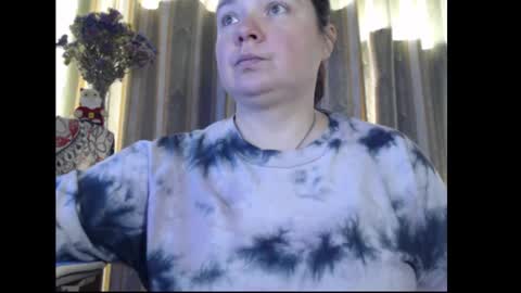 Snapshot of amorelara chatting on 20, 10, 2025 amorelara online show from 20, 10, 2025