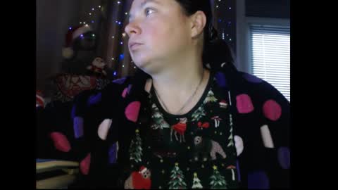 Snapshot of amorelara chatting on 17, 11, 2025 amorelara online show from 17, 11, 2025