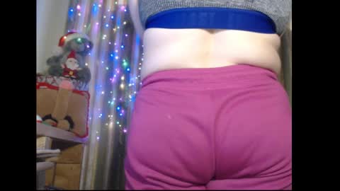 Snapshot of amorelara chatting on 1, 12, 2025 amorelara online show from 1, 12, 2025