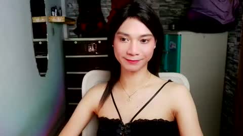 Snapshot of amorous_tina chatting on 30, 7, 2026 Tina online show from 30, 7, 2026