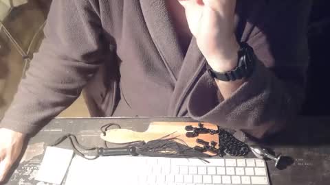 amslave4f online show from 6, 10, 2025