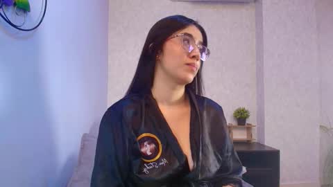 amy__wats0n online show from 24, 11, 2025
