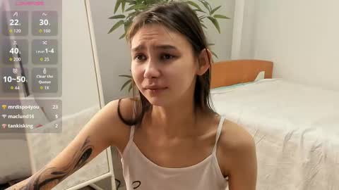 Snapshot of amy_alle chatting on 10, 10, 2025 Amy online show from 10, 10, 2025