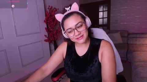 Snapshot of amy_carter_x chatting on 6, 4, 2026 Amy online show from 6, 4, 2026