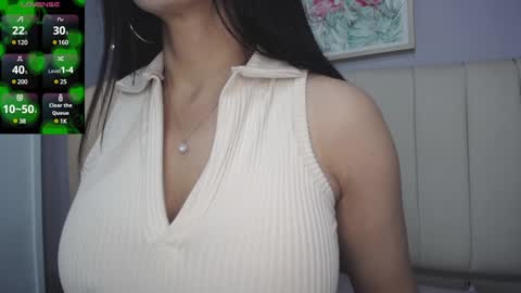 Snapshot of amy_le chatting on 7, 12, 2024 Amy online show from 7, 12, 2024