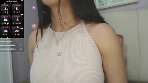 Snapshot of amy_le chatting on 9, 1, 2025 Amy online show from 9, 1, 2025