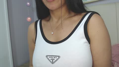 Snapshot of amy_le chatting on 30, 1, 2025 Amy online show from 30, 1, 2025