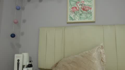 Snapshot of amy_le chatting on 20, 9, 2025 Amy online show from 20, 9, 2025