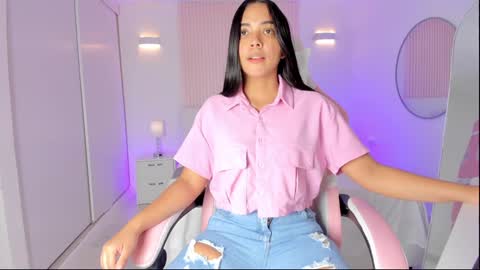 Emily online show from 4, 12, 2024