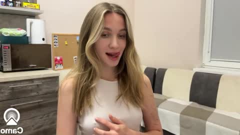 amy_meoww online show from 6, 12, 2024