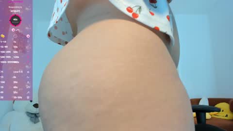 Snapshot of amy_ross1 chatting on 27, 1, 2025 Daniela M online show from 27, 1, 2025