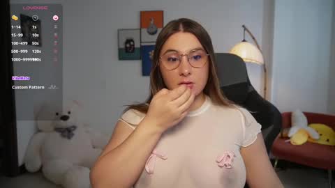 Snapshot of amy_ross1 chatting on 23, 2, 2025 Daniela M online show from 23, 2, 2025