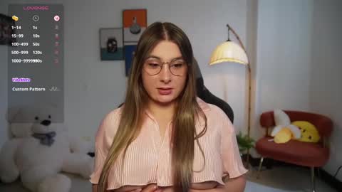 Snapshot of amy_ross1 chatting on 1, 3, 2025 Daniela M online show from 1, 3, 2025