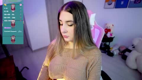 Snapshot of amy_ross1 chatting on 27, 11, 2025 Daniela M online show from 27, 11, 2025