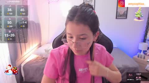 Snapshot of amy_sophiaa chatting on 31, 12, 2024 Amy sophia 3 online show from 31, 12, 2024