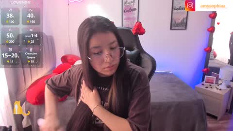 Snapshot of amy_sophiaa chatting on 8, 2, 2025 Amy sophia 3 online show from 8, 2, 2025