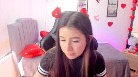 Snapshot of amy_sophiaa chatting on 15, 2, 2025 Amy sophia 3 online show from 15, 2, 2025