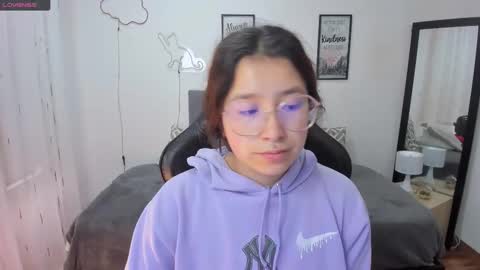 Snapshot of amy_sophiaa chatting on 18, 9, 2025 Amy sophia 3 online show from 18, 9, 2025