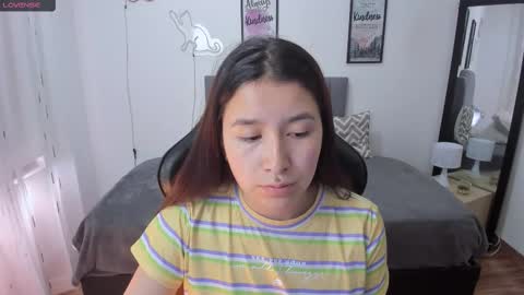 Snapshot of amy_sophiaa chatting on 7, 10, 2025 Amy sophia 3 online show from 7, 10, 2025