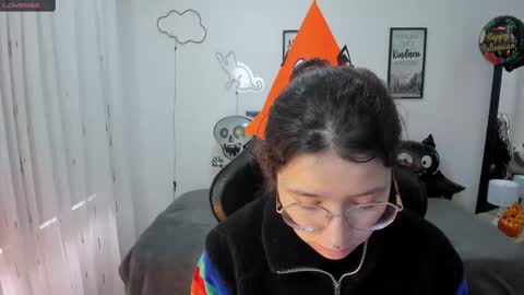 Snapshot of amy_sophiaa chatting on 23, 10, 2025 Amy sophia 3 online show from 23, 10, 2025