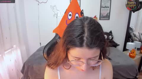 Snapshot of amy_sophiaa chatting on 24, 10, 2025 Amy sophia 3 online show from 24, 10, 2025