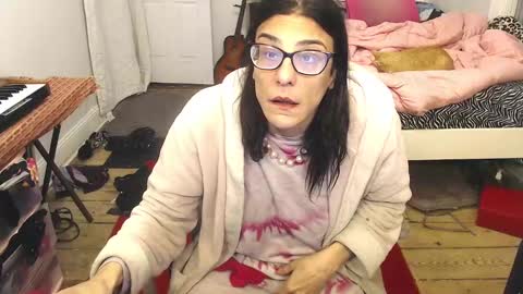 Trashely Gimpson online show from 24, 1, 2025
