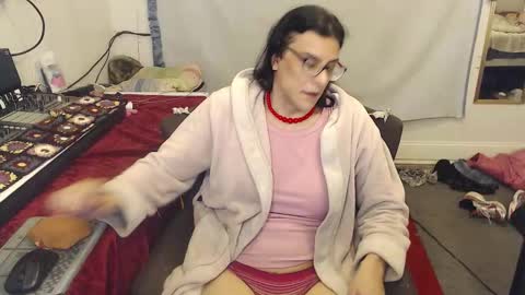 Trashely Gimpson online show from 14, 3, 2026