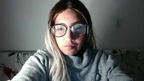 Snapshot of amycosplay99 chatting on 31, 12, 2024 amycosplay99 online show from 31, 12, 2024