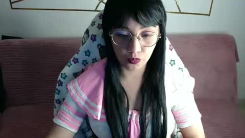 Snapshot of amycosplay99 chatting on 2, 12, 2025 amycosplay99 online show from 2, 12, 2025