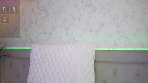 Snapshot of amykaiya chatting on 14, 10, 2025 Amy online show from 14, 10, 2025